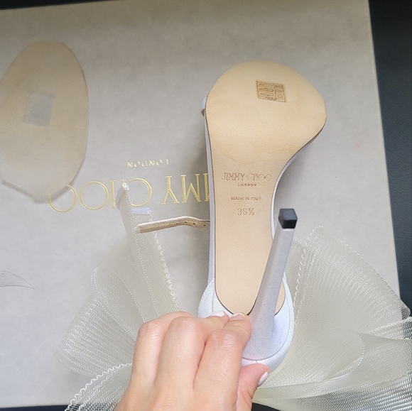 Shoes - Picture 4 of 4